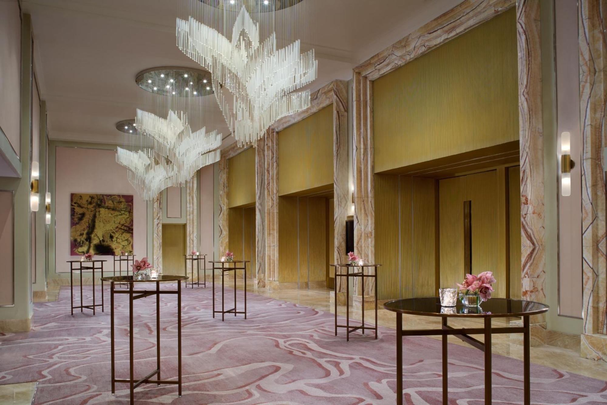 The St. Regis Jakarta Exterior photo